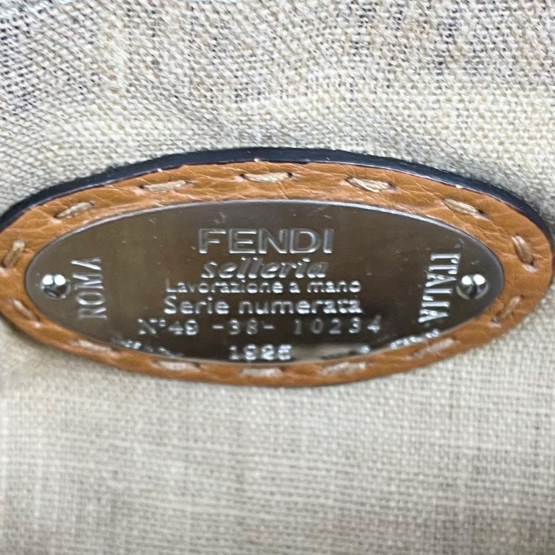 A4可 美品 フェンディ レザー トートバッグ セレリア チャーム付き ブラウン