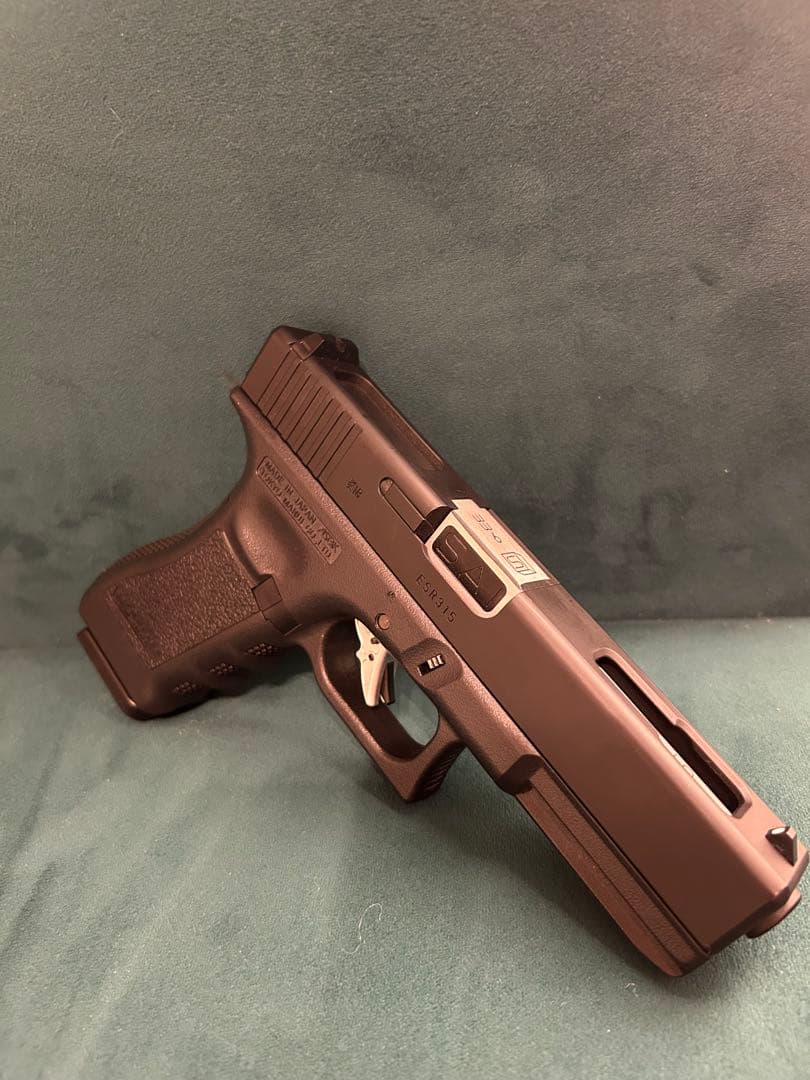 東京マルイ　GLOCK 18c SAI ガスブローバック　エアガン　モデルガン