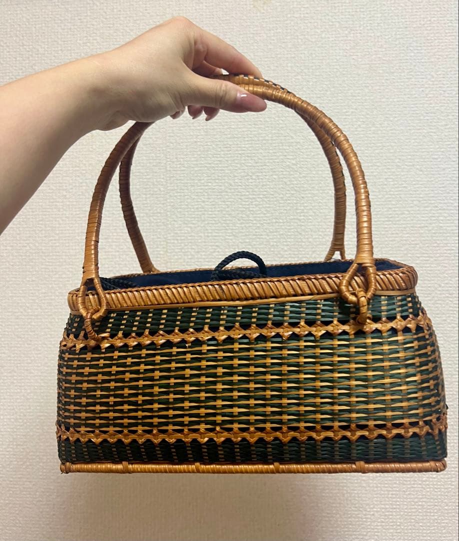 手作り・工芸品 かごバッグ / 巾着付き 籐バッグ