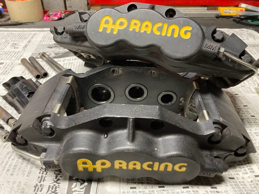 AP RACING APレーシング　ブレーキキャリパー　CP5555