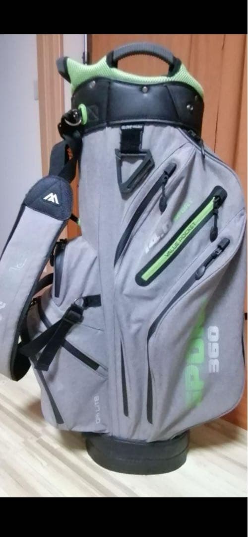 超軽量　BIG MAX キャディバッグ 止水ファスナー