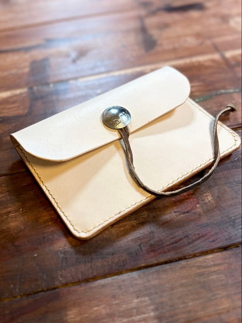 PT-01 国産ヌメ革 シニュー糸 5セントコンチョ