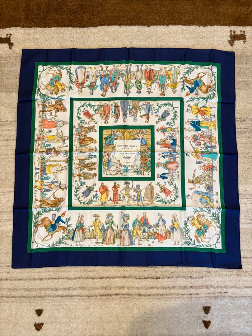 【セール中】HERMÈSコスチューム・シビル・アクチュエル　カレ90付属品付き