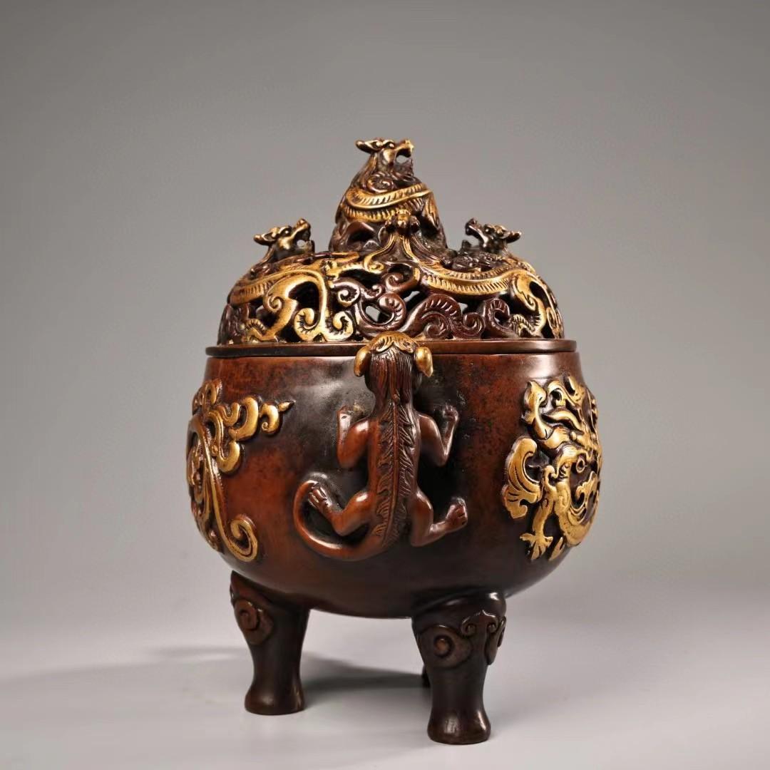 中国古美術・旧蔵鏨刻鎏金の熏香炉・純赤銅・純手作り・高浮彫・置物・茶道具・文房具