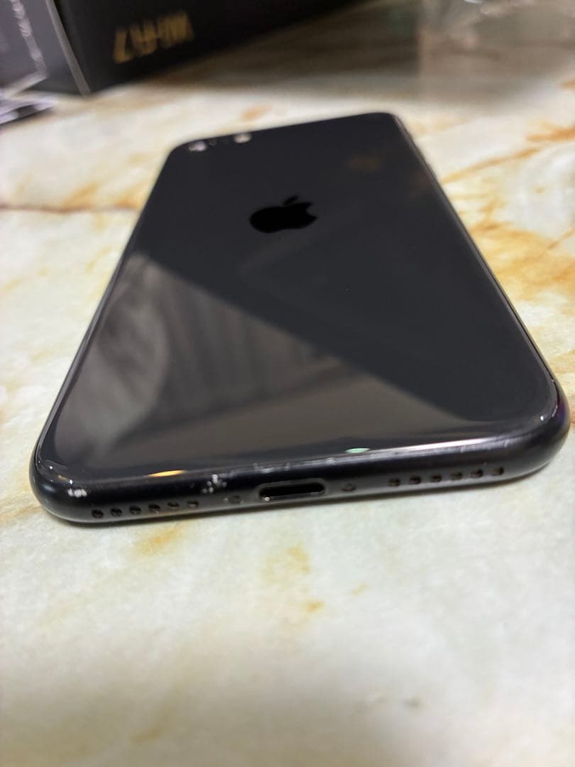 iphonese 第2世代 本体 128gb