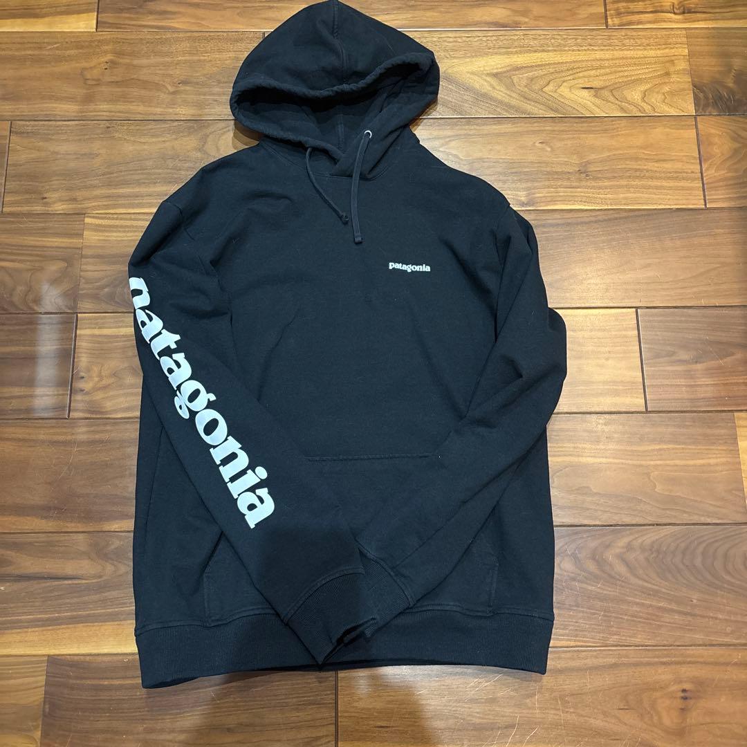 パタゴニア パーカー