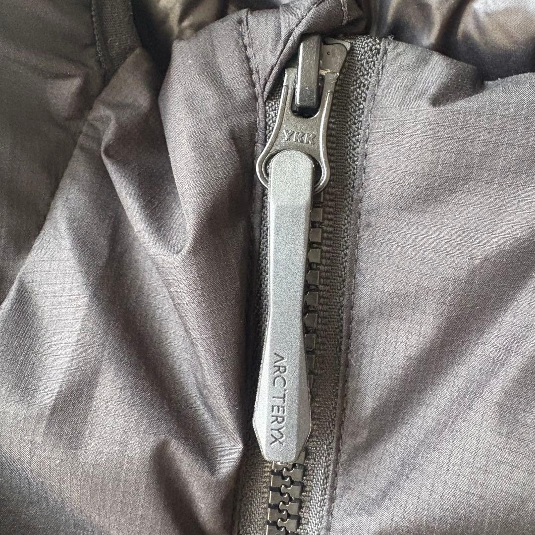 ARC'TERYX メンズ ブラック マウンテンパーカー