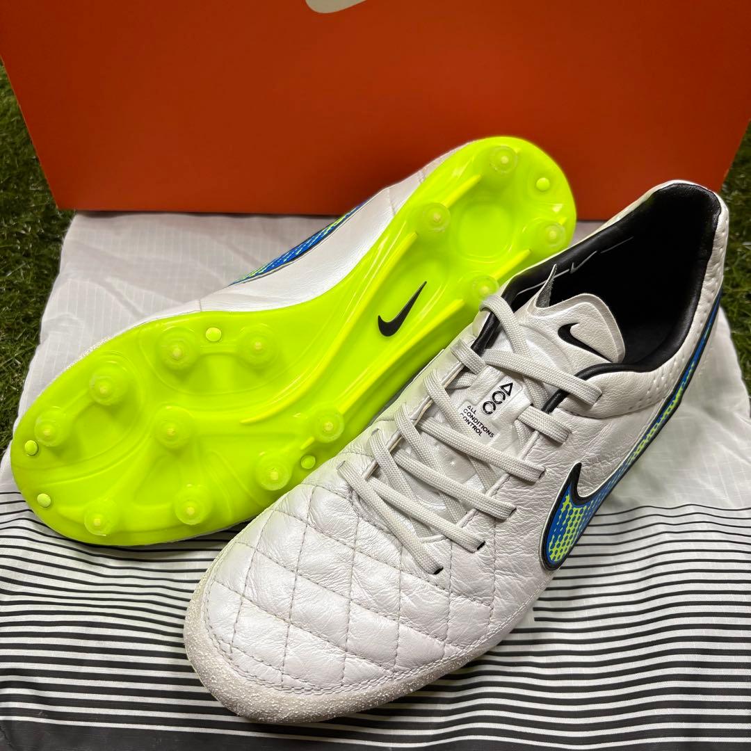 NIKE Tiempo Legend Ⅴ HG-E 25cm
