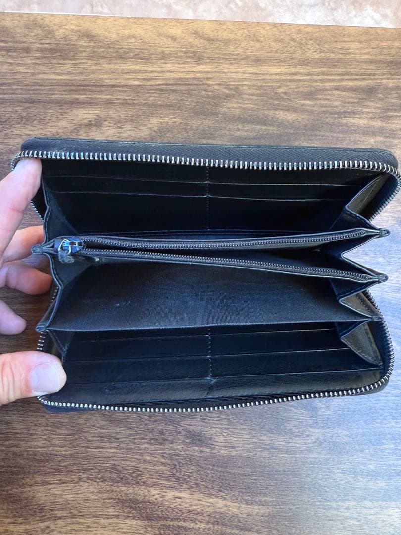 Gucci ブラック 長財布