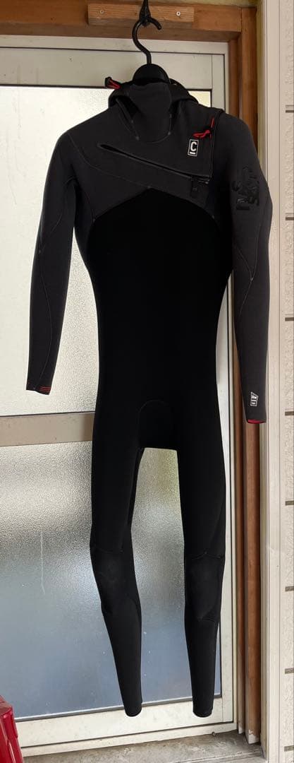 C-Skins Rewired フード付セミドライスーツ 黒/グレー MTサイズ