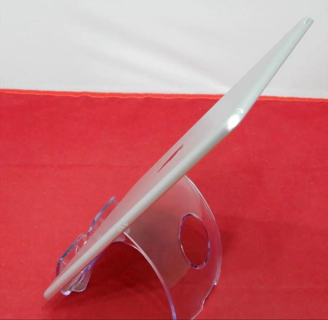 Apple iPad Wi-Fi 第8世代　32Gシルバー　ケース、ペン付き！