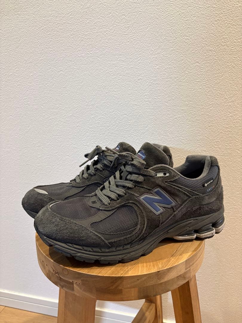 New Balance 2002R GORE-TEX グレー