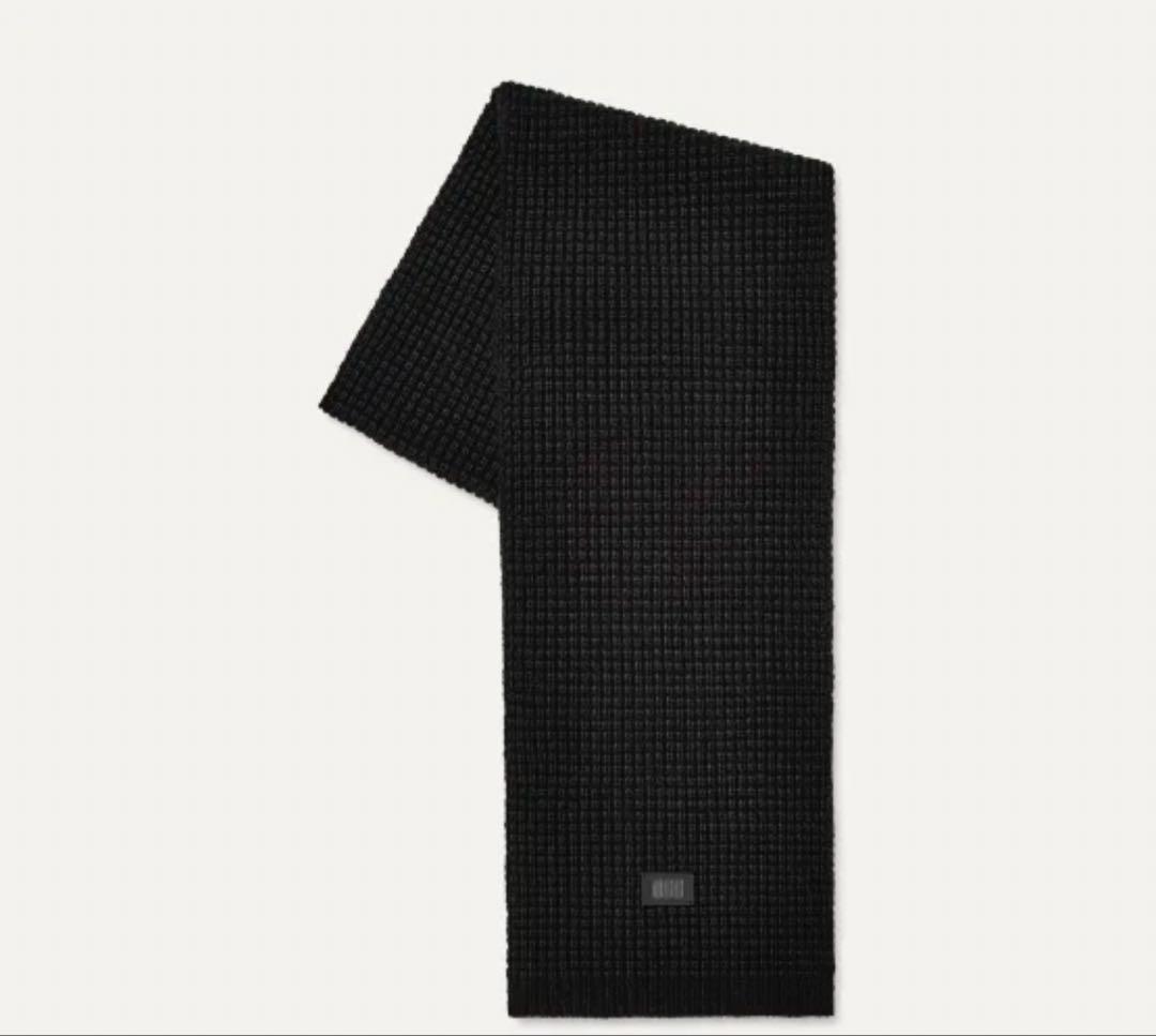 タグ付き UGG Waffle Scarf ブラック