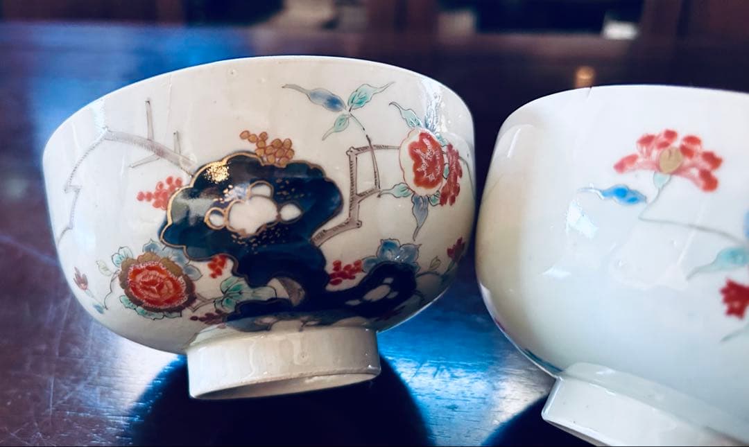 古伊万里　柿右衛門様式　岩に柘榴錦彩牡丹紋　お椀　2客