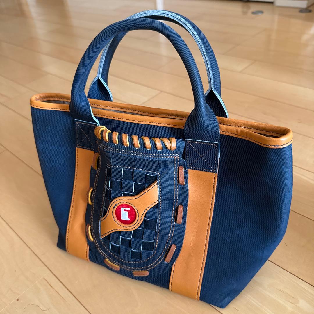 グローブミニトート 限定モデル