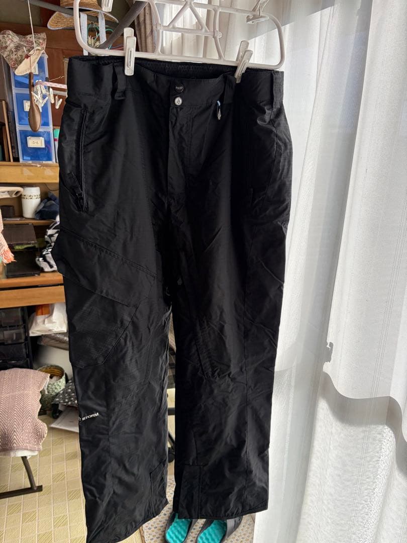 ゆ*ま様 Volcom ブラック スノーボードパンツ XL/XXL