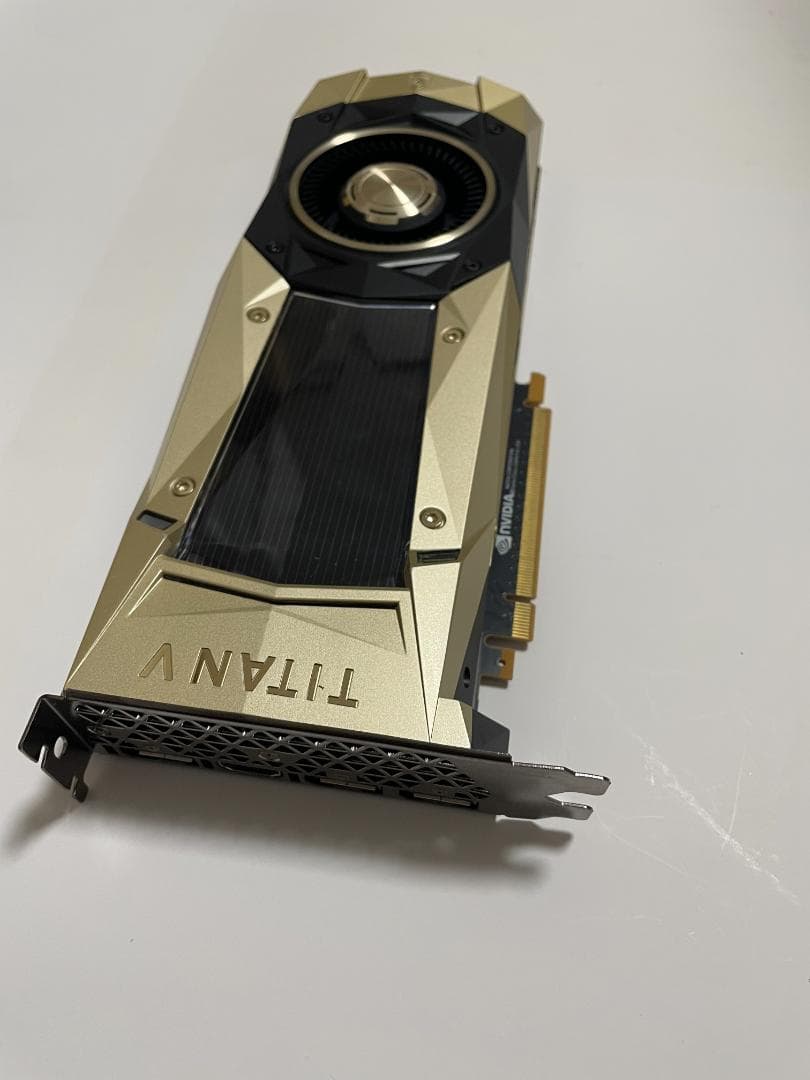 極美品TITAN V 12GB HBM2 (V100と同等コア )