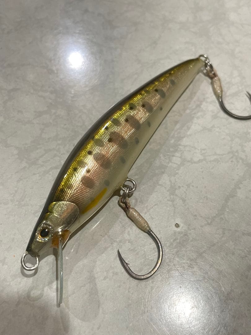 バスデイ　川島オリジナルバルサミノー　サクラマスルアー　サクラマスミノー