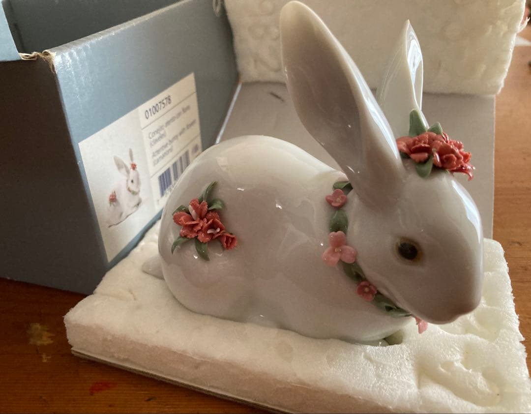 LLADRO リヤドロ 花うさぎ スペイン#7578陶器製箱付 新品未使用品レア