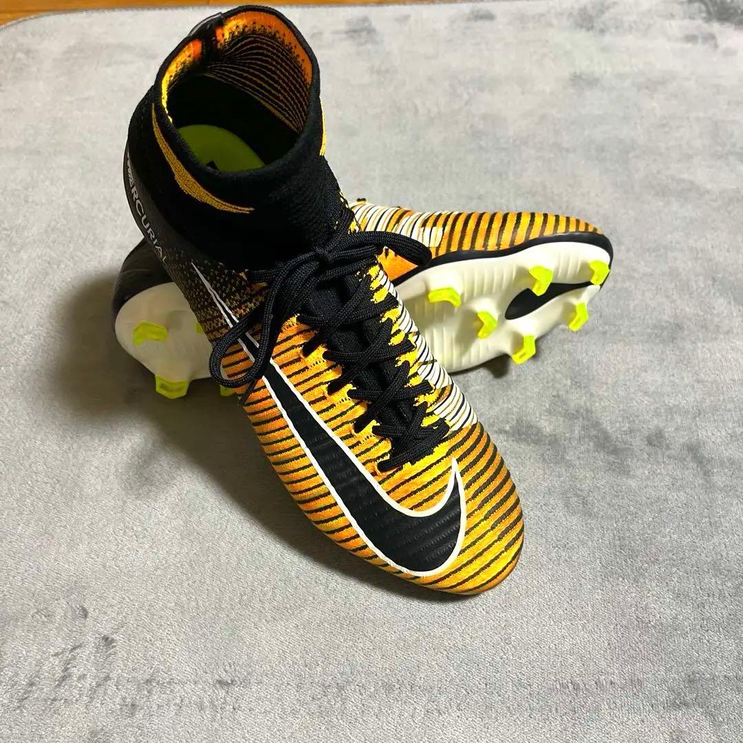 NIKE マーキュリアル スーパーフライ V