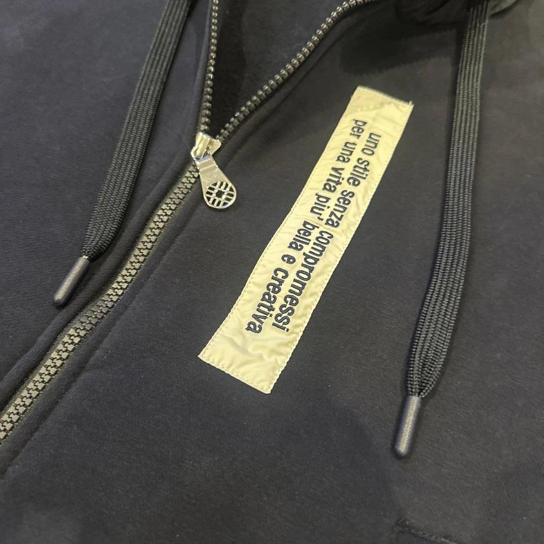 美品　muta MARINE ジップパーカー