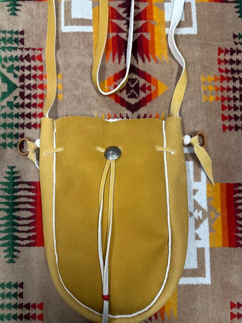 鹿革巾着ポーチ　スモーク