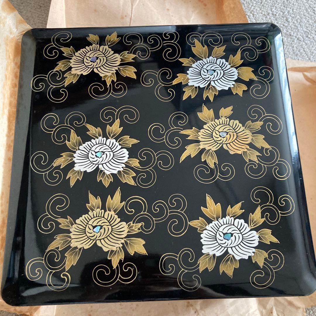 八寸重箱　漆　螺鈿　蒔絵　二段重　二個