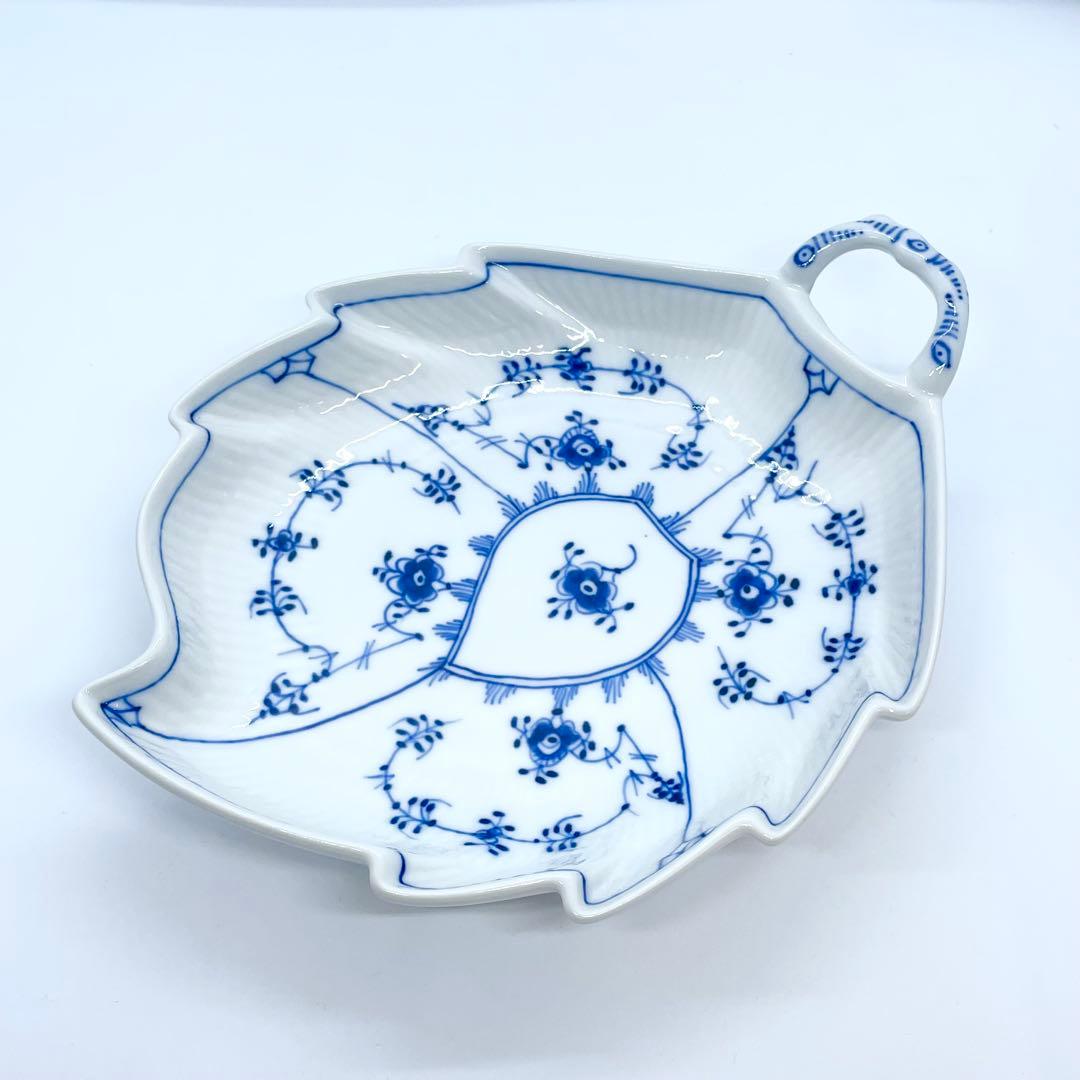 ☆【極美品】ロイヤルコペンハーゲン ブルーフルーテッドプレイン リーフディッシュ