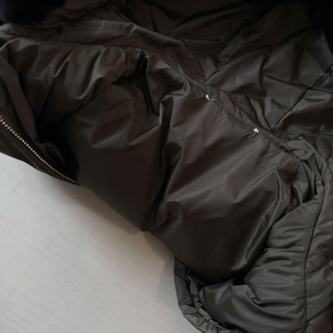 N°21 ヌメロヴェントゥーノ　ダウンジャケット　お洒落ポケット　カーキ　ビーズ