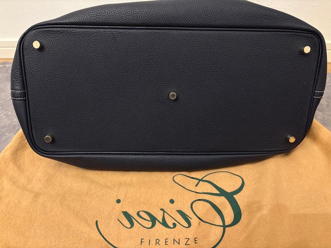 美品 シセイ cisei トートバッグ TOTE 本革　ネイビー