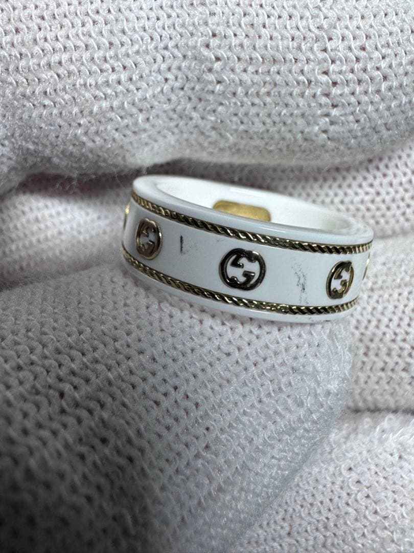 Gucci ホワイトセラミック リング