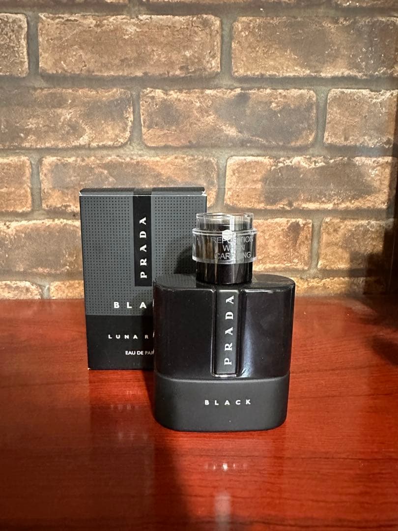 PRADA ルナロッサ ブラック オードパルファム 50ML