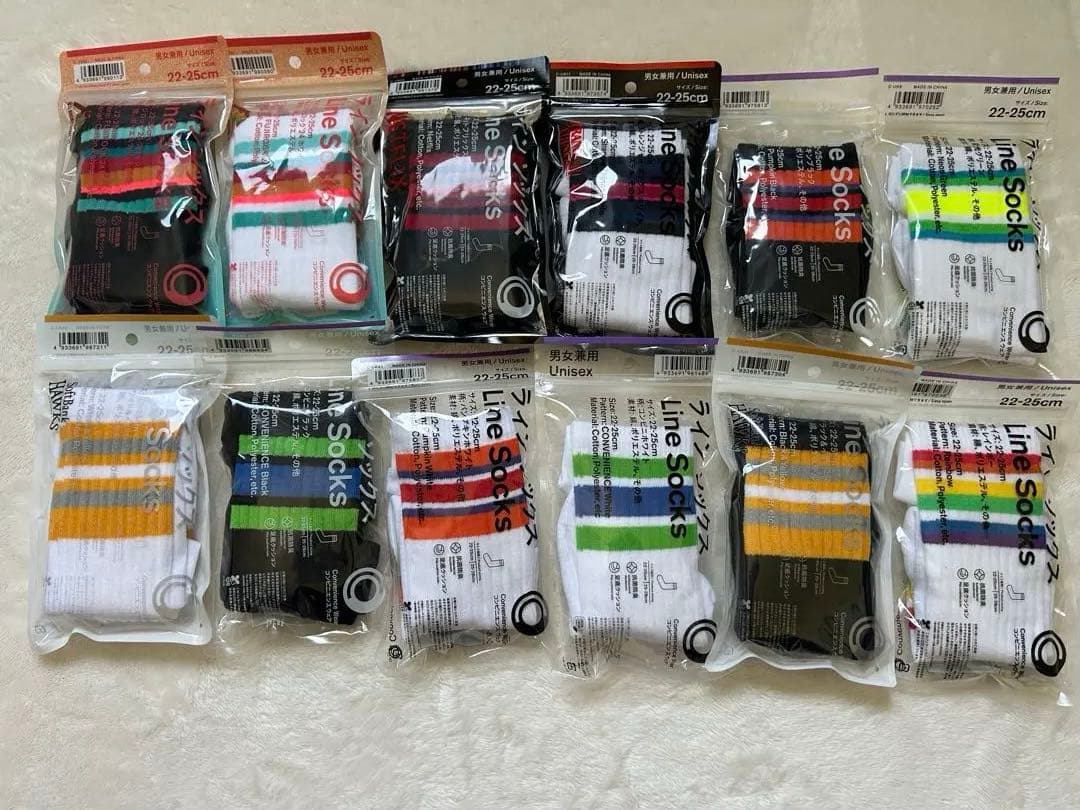 新品未開封ファミマ ラインソックス 12点 まとめ売り