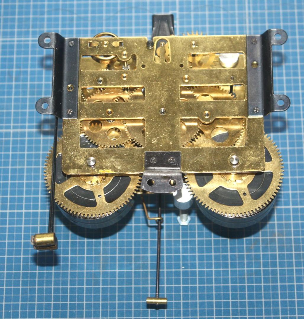 可動品 中型 シチズン 黒塗り 馬飾り 擬宝珠付き 柱時計 掛時計 30日巻き