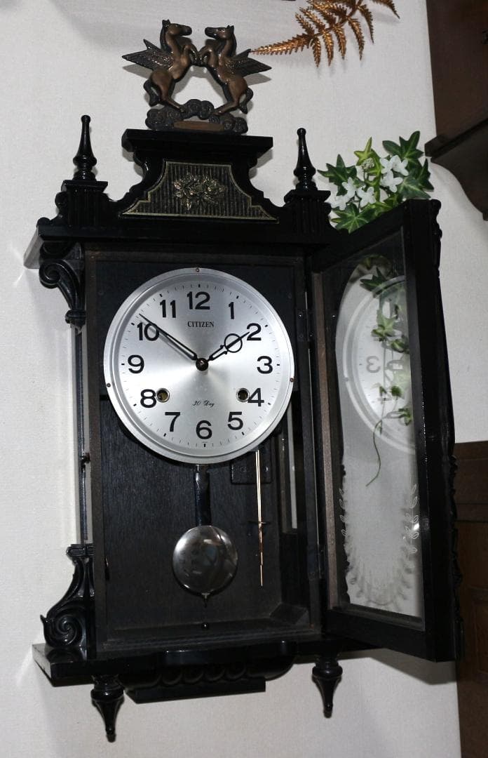 可動品 中型 シチズン 黒塗り 馬飾り 擬宝珠付き 柱時計 掛時計 30日巻き
