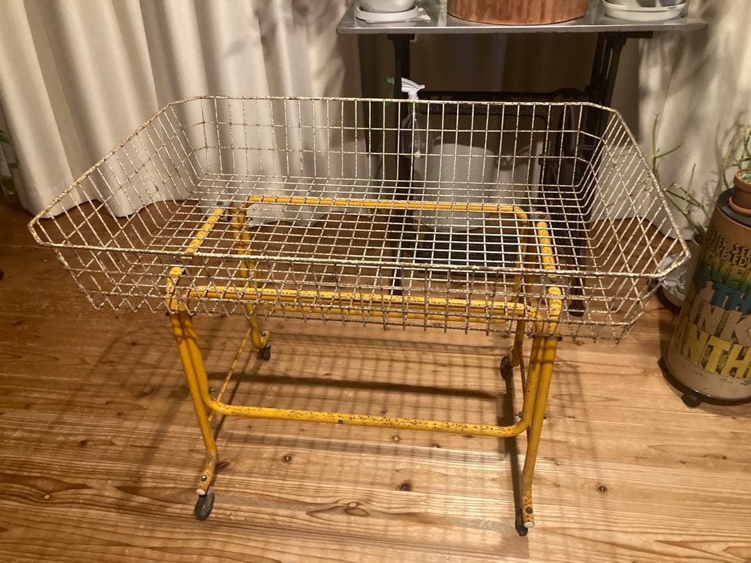 昭和レトロ　ワイヤーワゴン　キャスター付　店舗什器　超シャビージャンクガーデン③