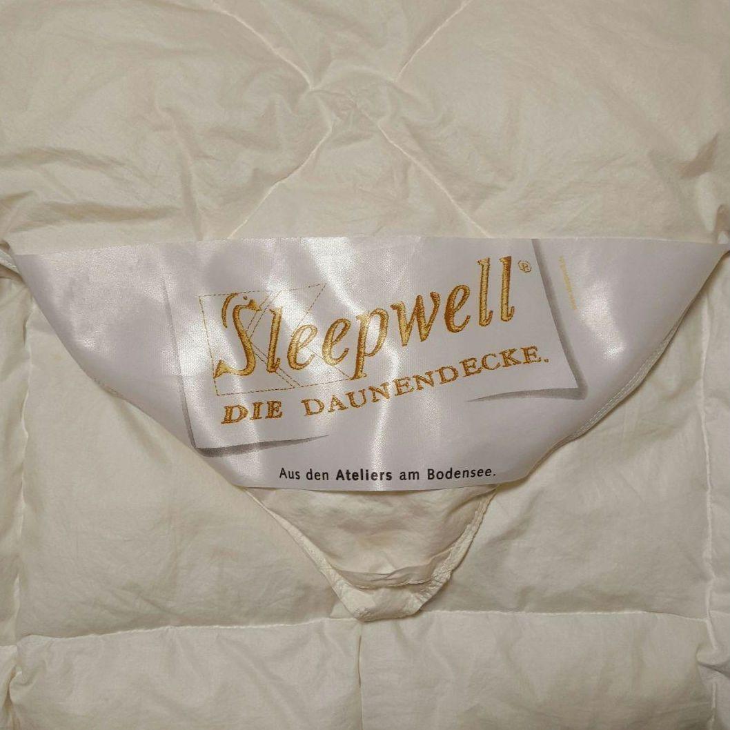 チェコ ピルスナー産 マザー グース ダウン　シェーンベルグ カウフマン