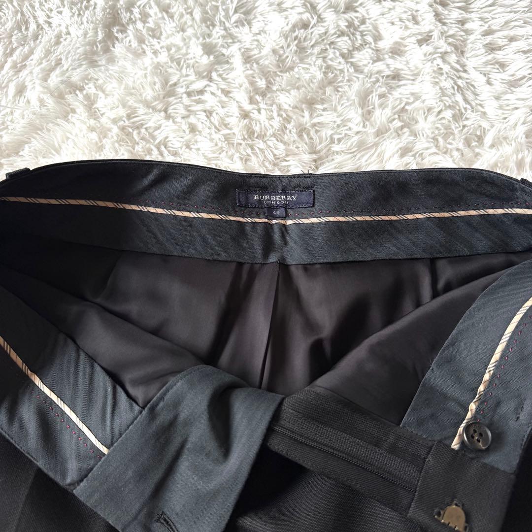 極美品　バーバリーロンドン パンツスーツ シルク　ノバチェック ホースロゴ　黒