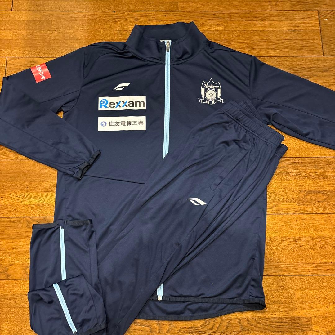 カマタマーレ讃岐　上下