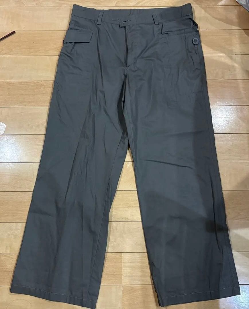 EMPORIO ARMANI グレー カジュアルパンツ