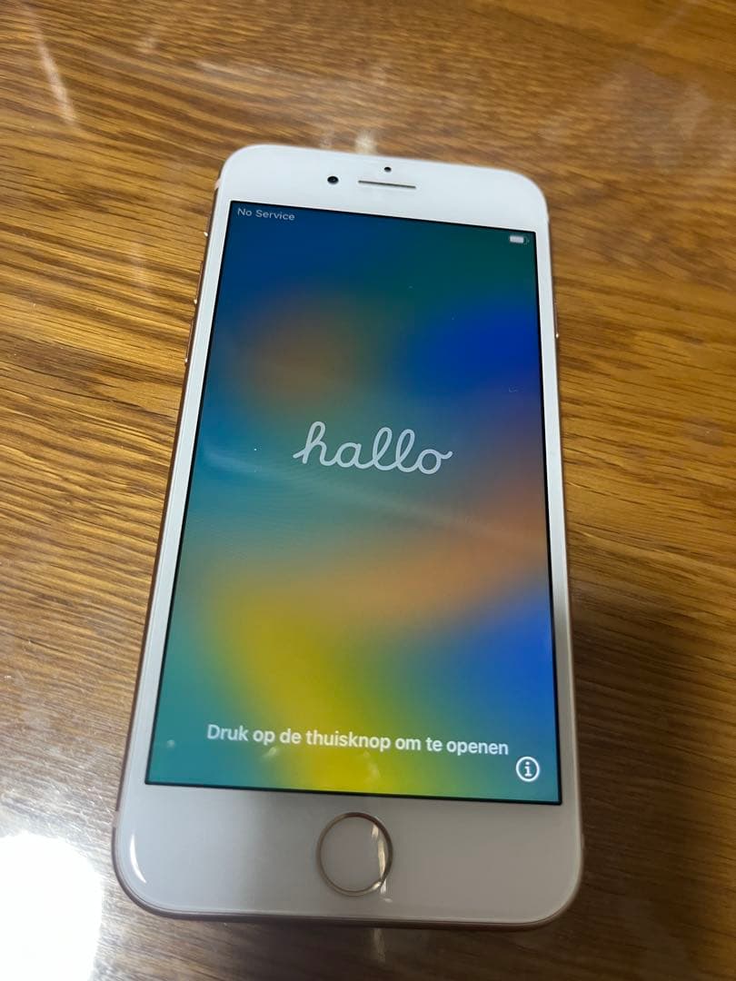 スマートフォン本体 iPhone8 64GB