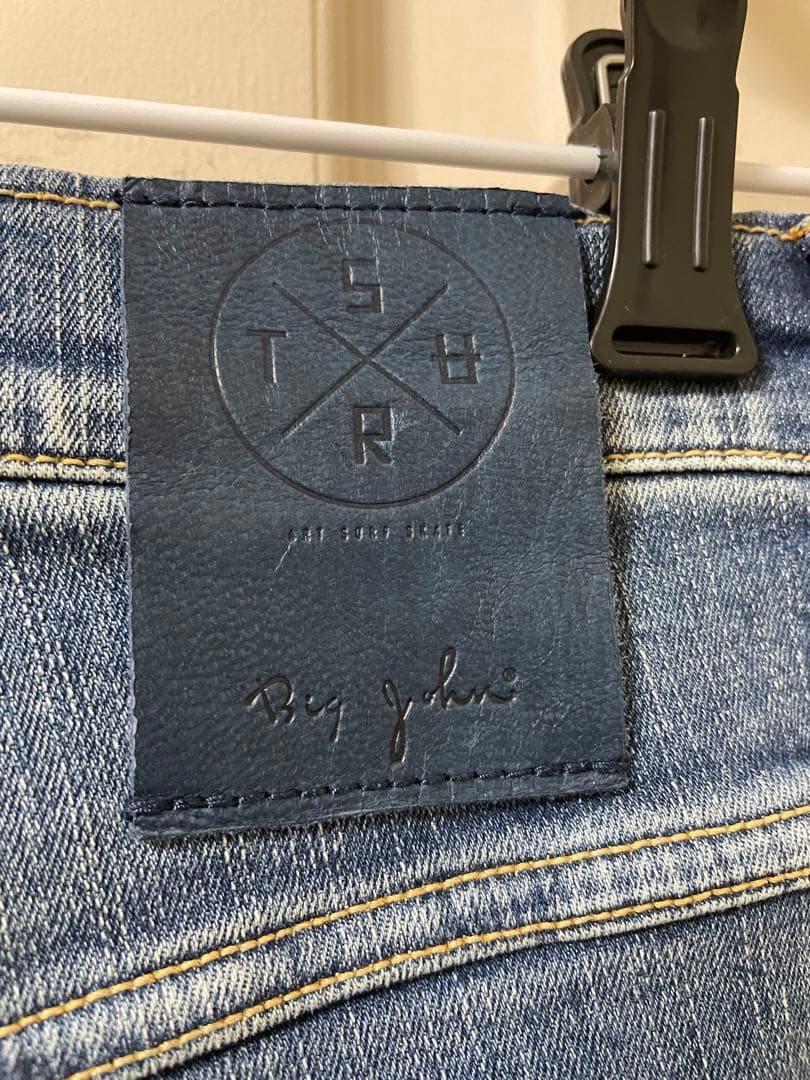 SURT / ルーズシルエットデニムBARNYARDSTORM