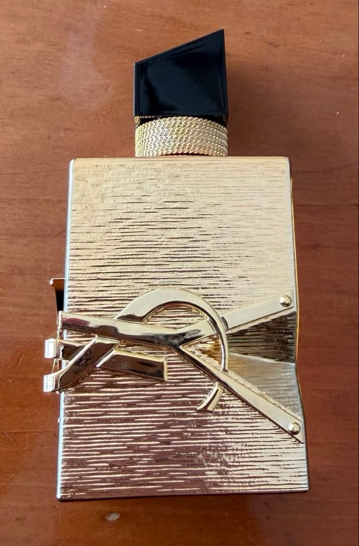 イヴ・サンローラン　リブレ オーデパルファム バニラ クチュール