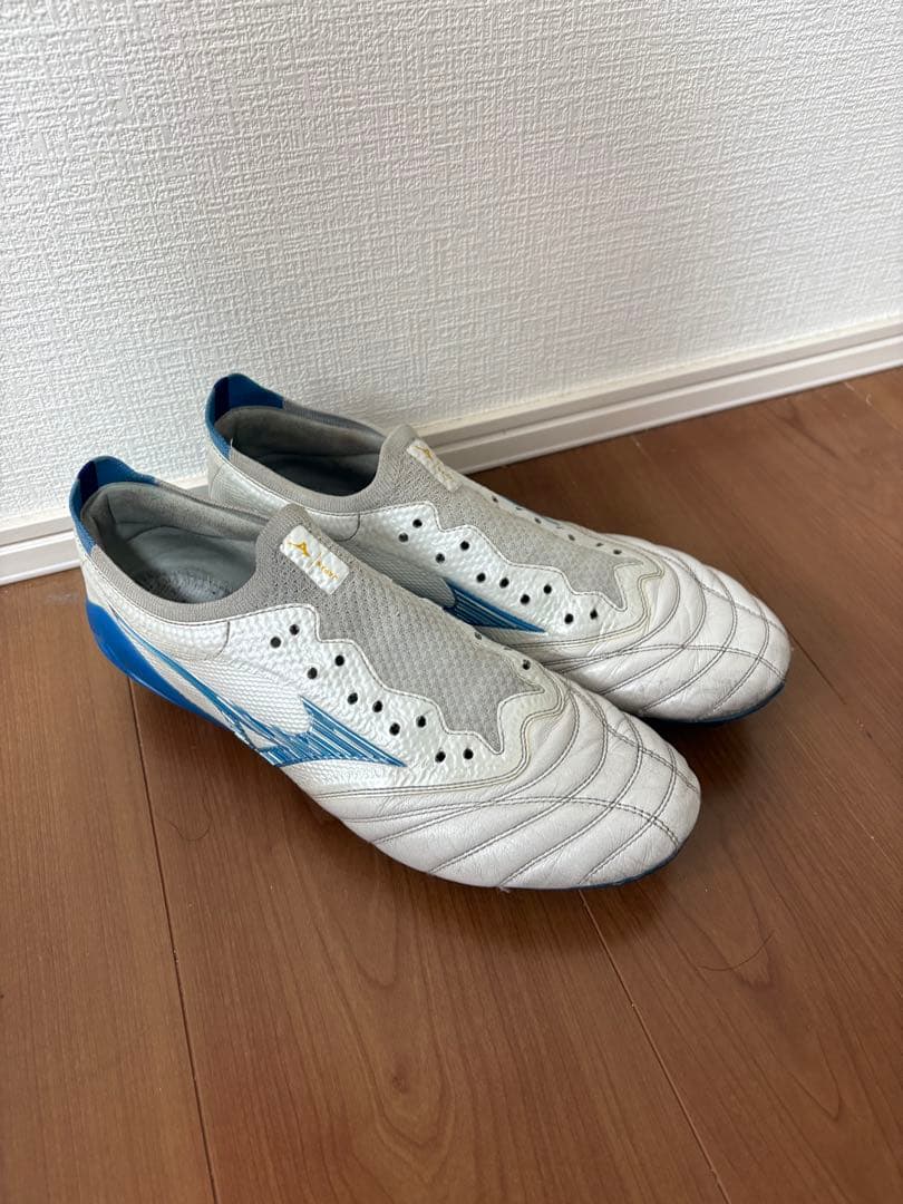 モレリアネオ4ベータジャパン27.0センチ