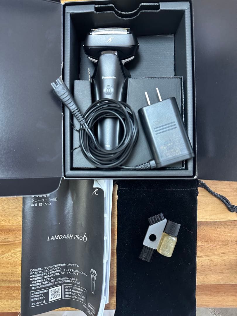 ぼ*ん様 Panasonic ラムダッシュ　ES-LS5Q 6枚刃　電気シェーバ