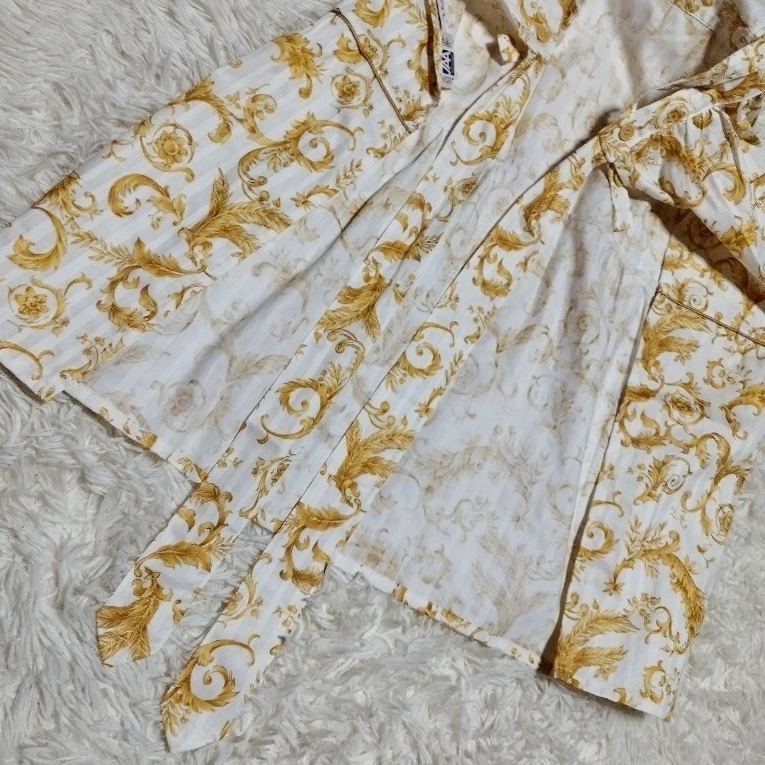 未使用　ChristianDior　カネボウ　コットンエプロン　白×金　ロゴ刺繍