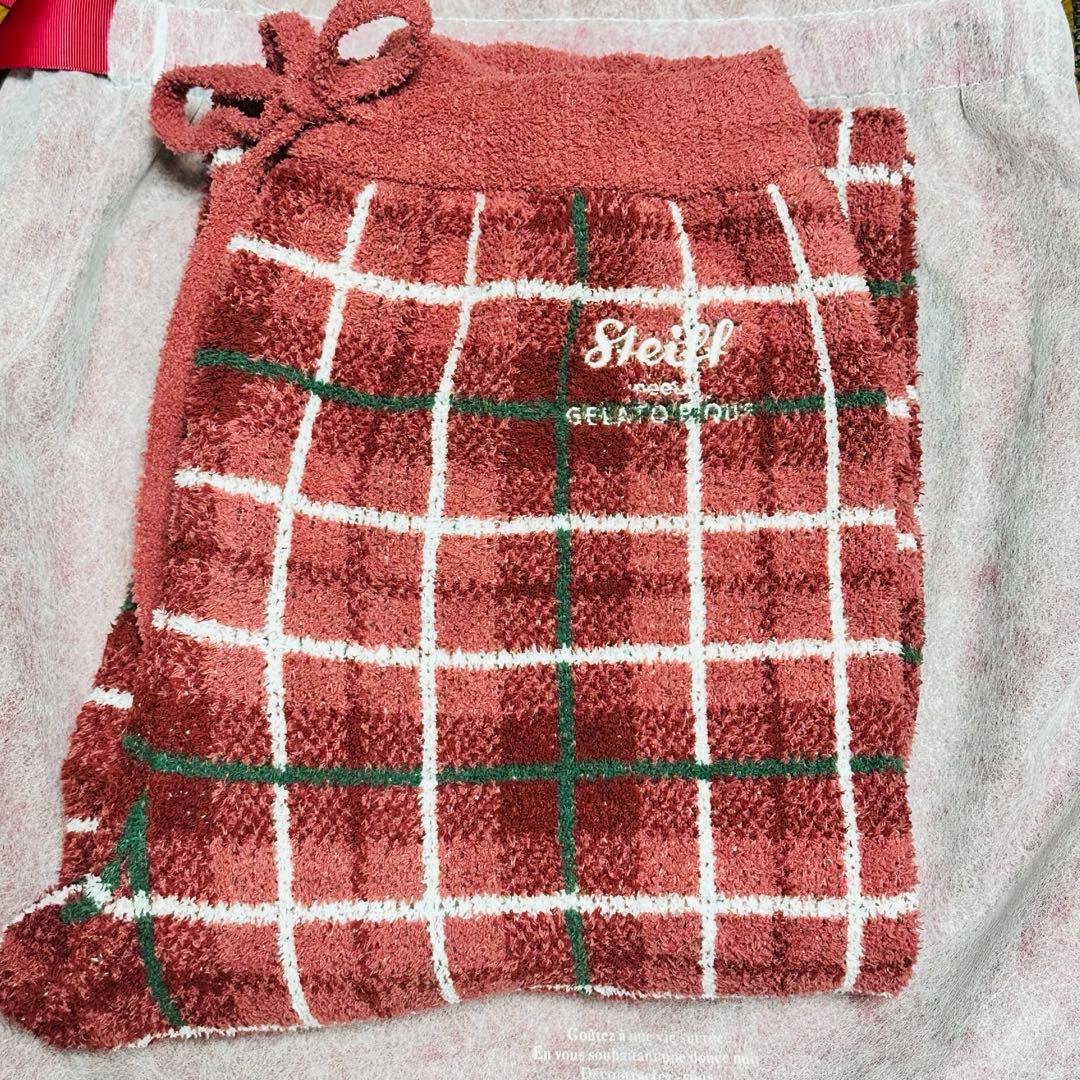 ジェラートピケ シュタイフ プルオーバー＆チェック柄ロングパンツセット 赤