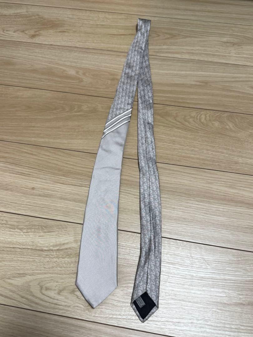 Dior ディオール グレー ネクタイ シルク メンズ シルバー