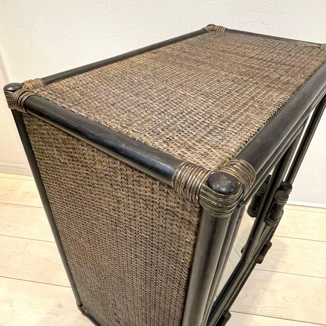 ラタン 籐 ガラス扉 キャビネット 収納棚 ヴィンテージ 引き出し付 アジアン