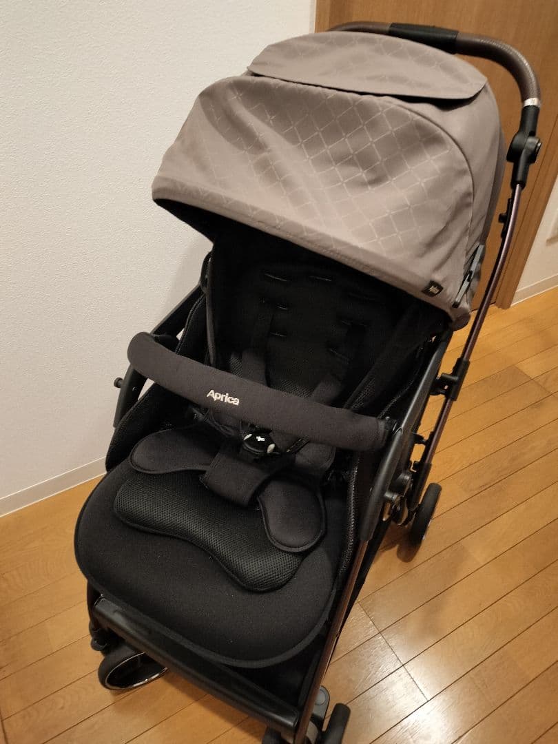 【アップリカ】オプティア クッション グレイス＆専用レインカバー